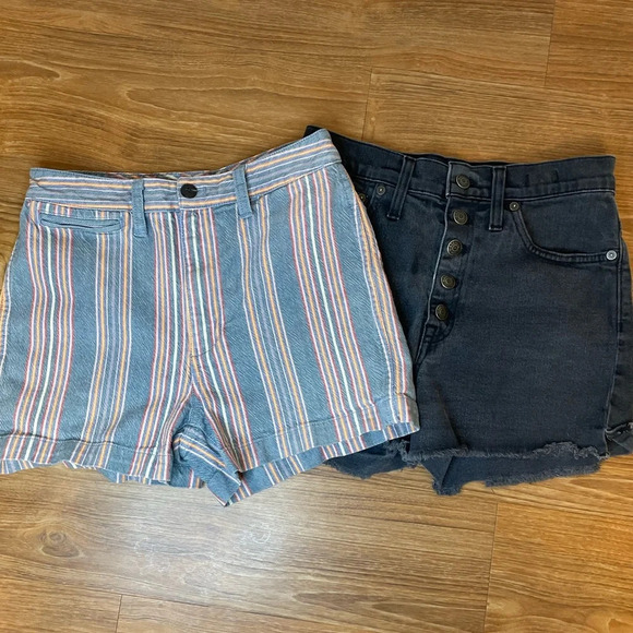 Madewell|| 2 for 1 Cut off shorts, Size 26 - Picture 2 of 15